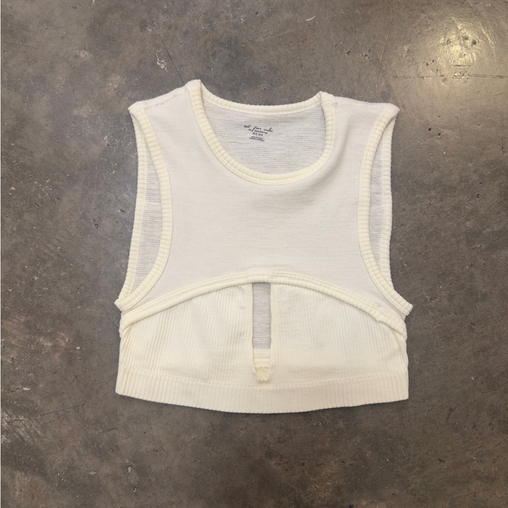 Urban Outfitters Ivory Cutout Crop Top New 
Size XS/S